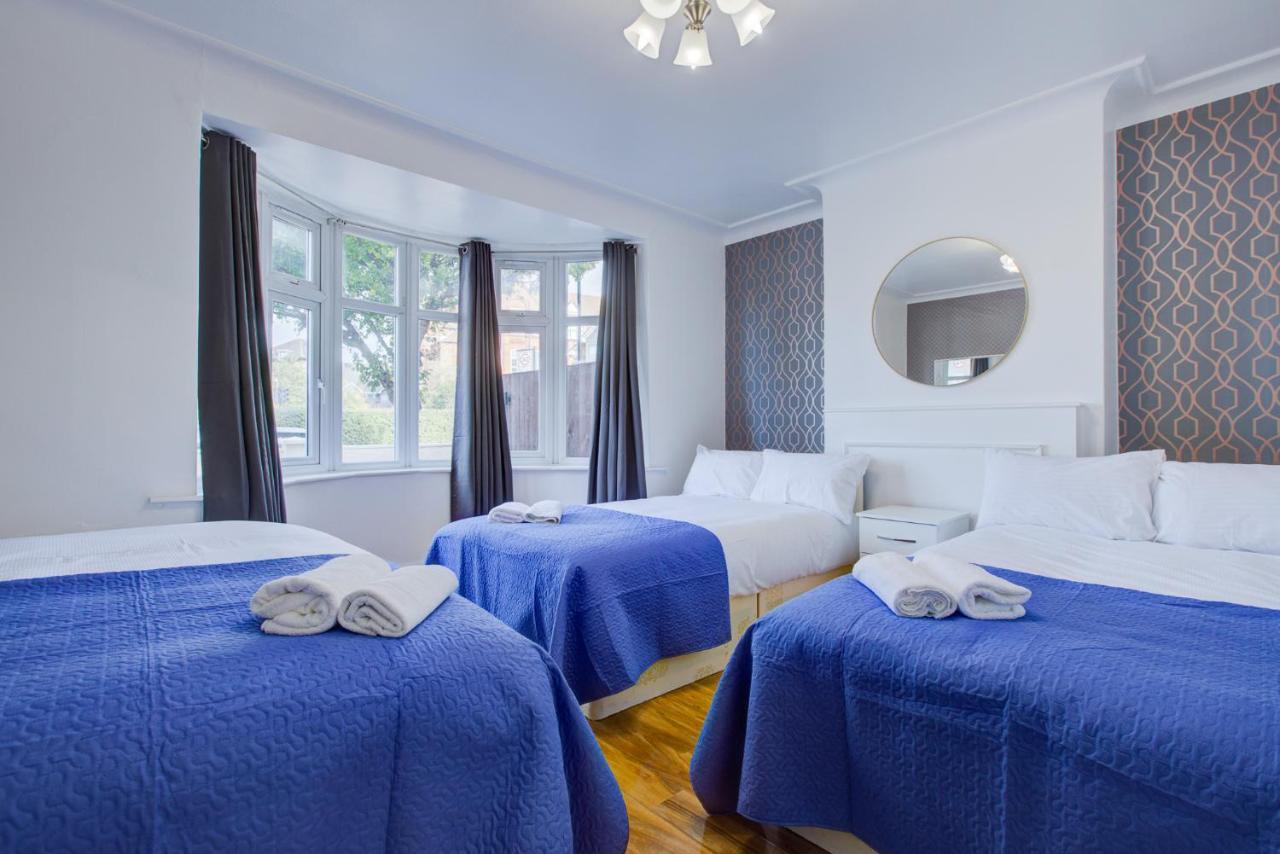 Twin Towerd Hotel Лондон Екстер'єр фото