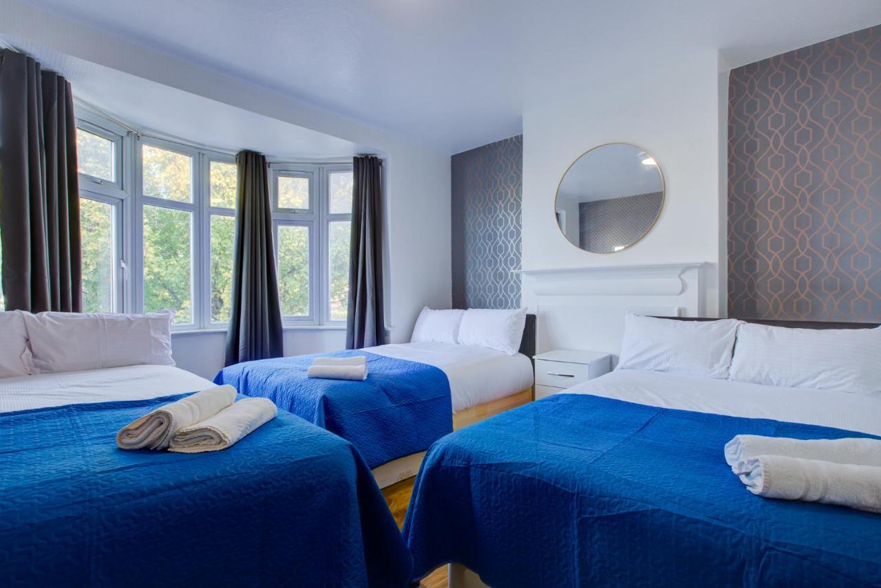 Twin Towerd Hotel Лондон Екстер'єр фото