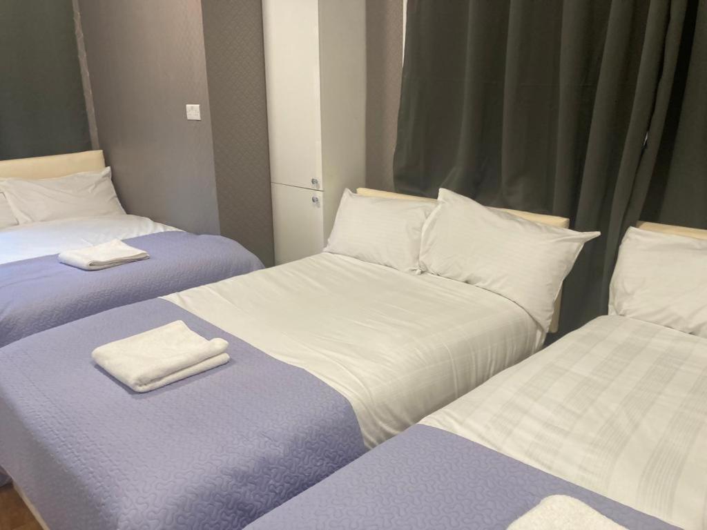 Twin Towerd Hotel Лондон Екстер'єр фото